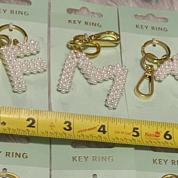 New Pearl Key Ring/Charm with Clasp - Picture 4 of 5